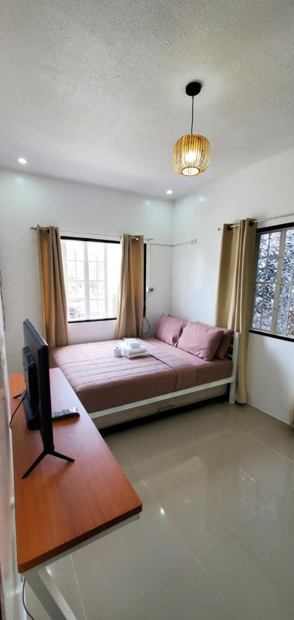 Country Home In Silang Tagaytay Ngoại thất bức ảnh